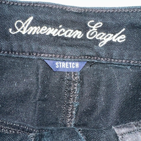 American Eagle Black High-Rise Denim Shorts Size 8 - Picture 2 of 7